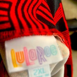 Lulurue skirt excellent condition may have wore it once